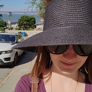 Meet your Posher, Helen